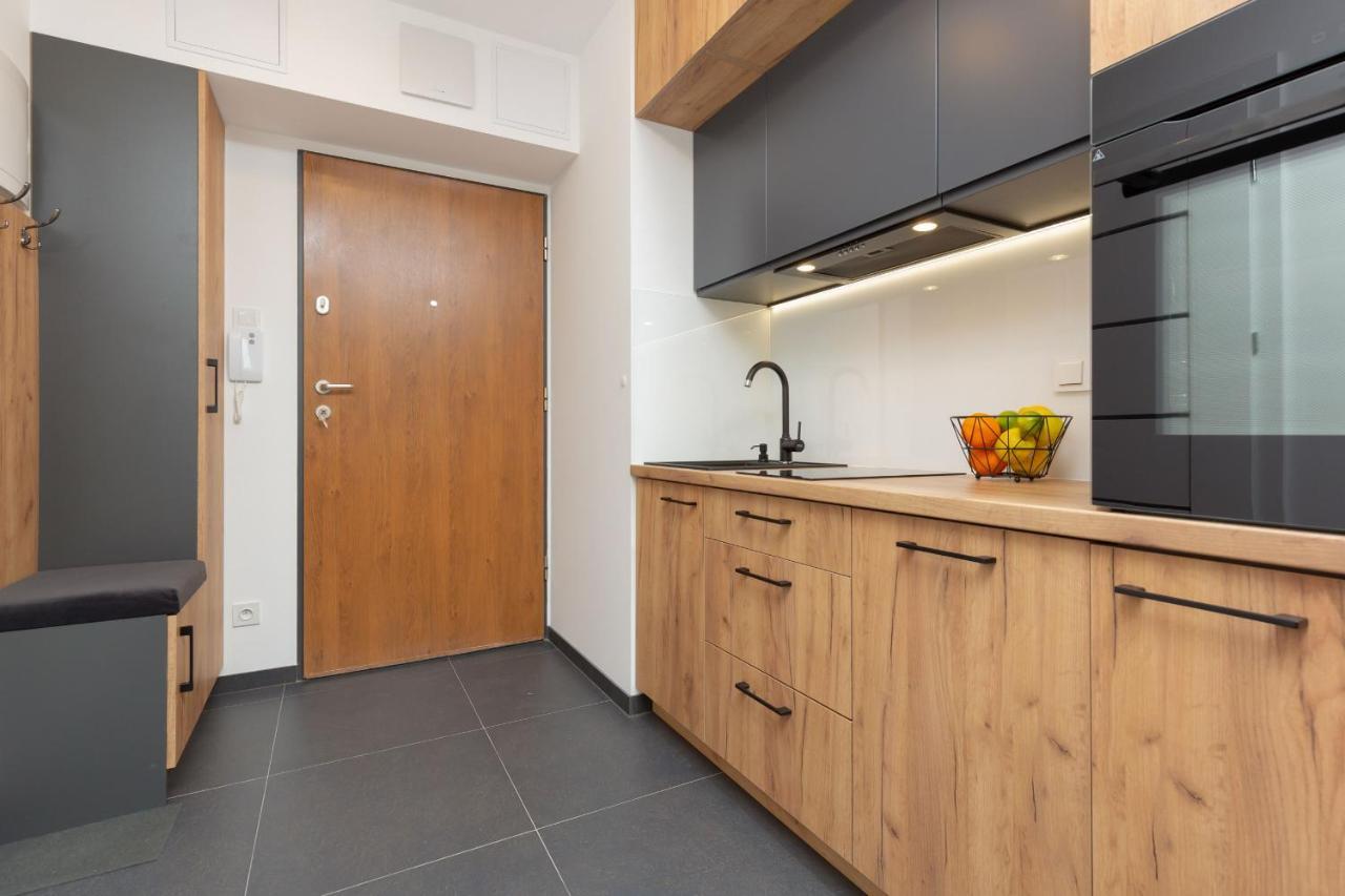 Warsaw Praga Kokoryczki Apartments With Parking By Noclegi Renters Εξωτερικό φωτογραφία