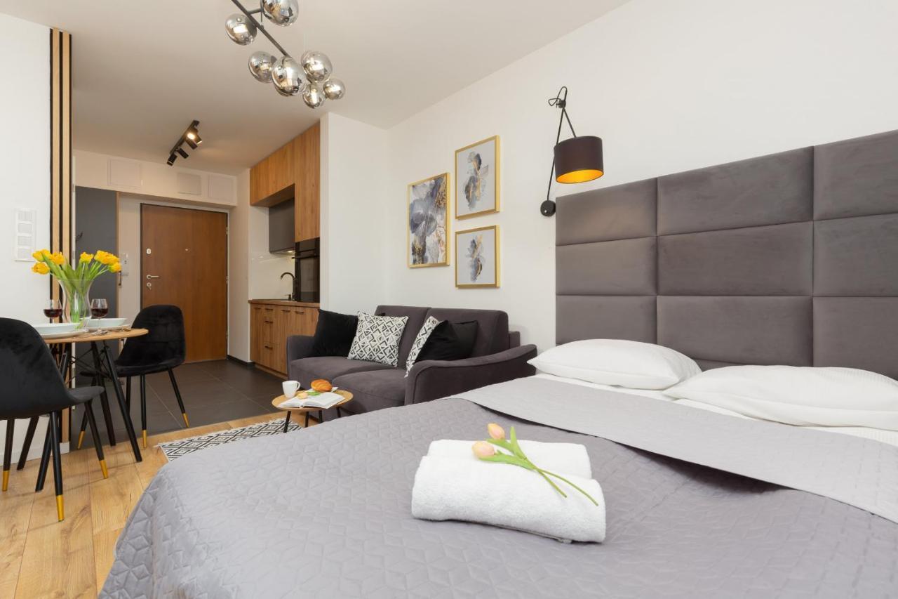 Warsaw Praga Kokoryczki Apartments With Parking By Noclegi Renters Εξωτερικό φωτογραφία