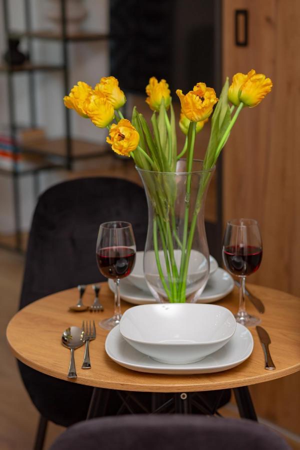 Warsaw Praga Kokoryczki Apartments With Parking By Noclegi Renters Εξωτερικό φωτογραφία